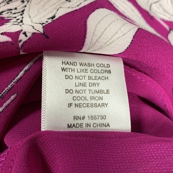 Rose + Olive Magenta Floral Sleeveless Blouse - Picture 7 of 7